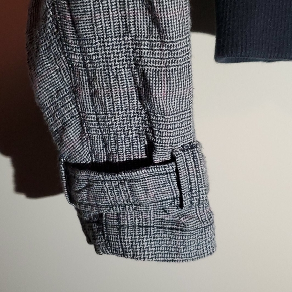 Jacket - Picture 4 of 4